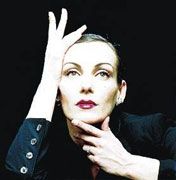 Ute Lemper yH5BAEAAAAALAAAAAABAAEAAAIBRAA7 - Ute Lemper
