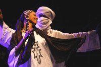 Festival au Désert yH5BAEAAAAALAAAAAABAAEAAAIBRAA7 - Festival au Désert