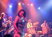 Sharon-Jones and The Dap Kings