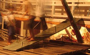 Calle Amazonas yH5BAEAAAAALAAAAAABAAEAAAIBRAA7 - Calle Amazonas