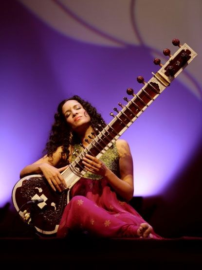 Anoushka Shankar yH5BAEAAAAALAAAAAABAAEAAAIBRAA7 - Anoushka Shankar