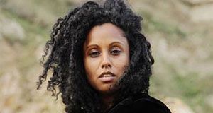 Susheela Raman / Vel yH5BAEAAAAALAAAAAABAAEAAAIBRAA7 - Susheela Raman / Vel