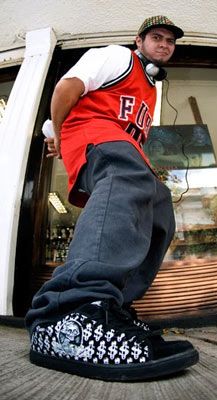 El Hijo de la Cumbia yH5BAEAAAAALAAAAAABAAEAAAIBRAA7 - El Hijo de la Cumbia