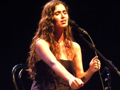 Silvia Pérez Cruz | Portal Blau yH5BAEAAAAALAAAAAABAAEAAAIBRAA7 - Silvia Pérez Cruz | Portal Blau