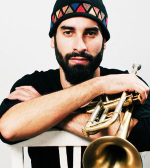 Julián Sánchez. yH5BAEAAAAALAAAAAABAAEAAAIBRAA7 - Julián Sánchez.