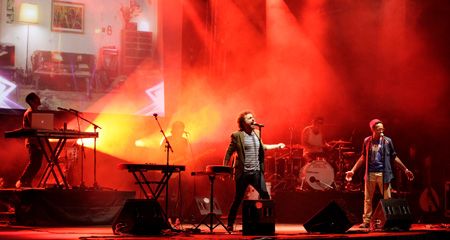 Rachid Taha yH5BAEAAAAALAAAAAABAAEAAAIBRAA7 - Rachid Taha