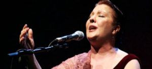 Tempo de Luz. Carmen Linares, Arcángel y Marina Heredia. yH5BAEAAAAALAAAAAABAAEAAAIBRAA7 - Tempo de Luz. Carmen Linares, Arcángel y Marina Heredia.