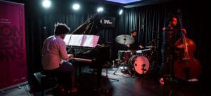 Amaro Freitas trio & Raynald Colom yH5BAEAAAAALAAAAAABAAEAAAIBRAA7 - Amaro Freitas trio & Raynald Colom