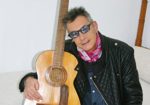 RAÚL ALCOVER, UNA CARRERA DE FONDO yH5BAEAAAAALAAAAAABAAEAAAIBRAA7 - RAÚL ALCOVER, UNA CARRERA DE FONDO