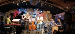 Space Especies. Franki Ramos Sextet. yH5BAEAAAAALAAAAAABAAEAAAIBRAA7 - Space Especies. Franki Ramos Sextet.