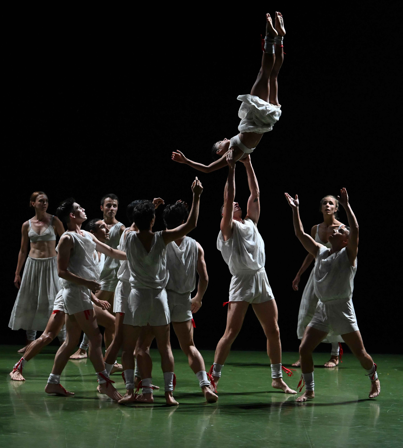 Malandain Ballet de Biarritz: Le Sacre du printemps yH5BAEAAAAALAAAAAABAAEAAAIBRAA7 - Malandain Ballet de Biarritz: Le Sacre du printemps