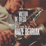 Víctor de Diego yH5BAEAAAAALAAAAAABAAEAAAIBRAA7 - Víctor de Diego